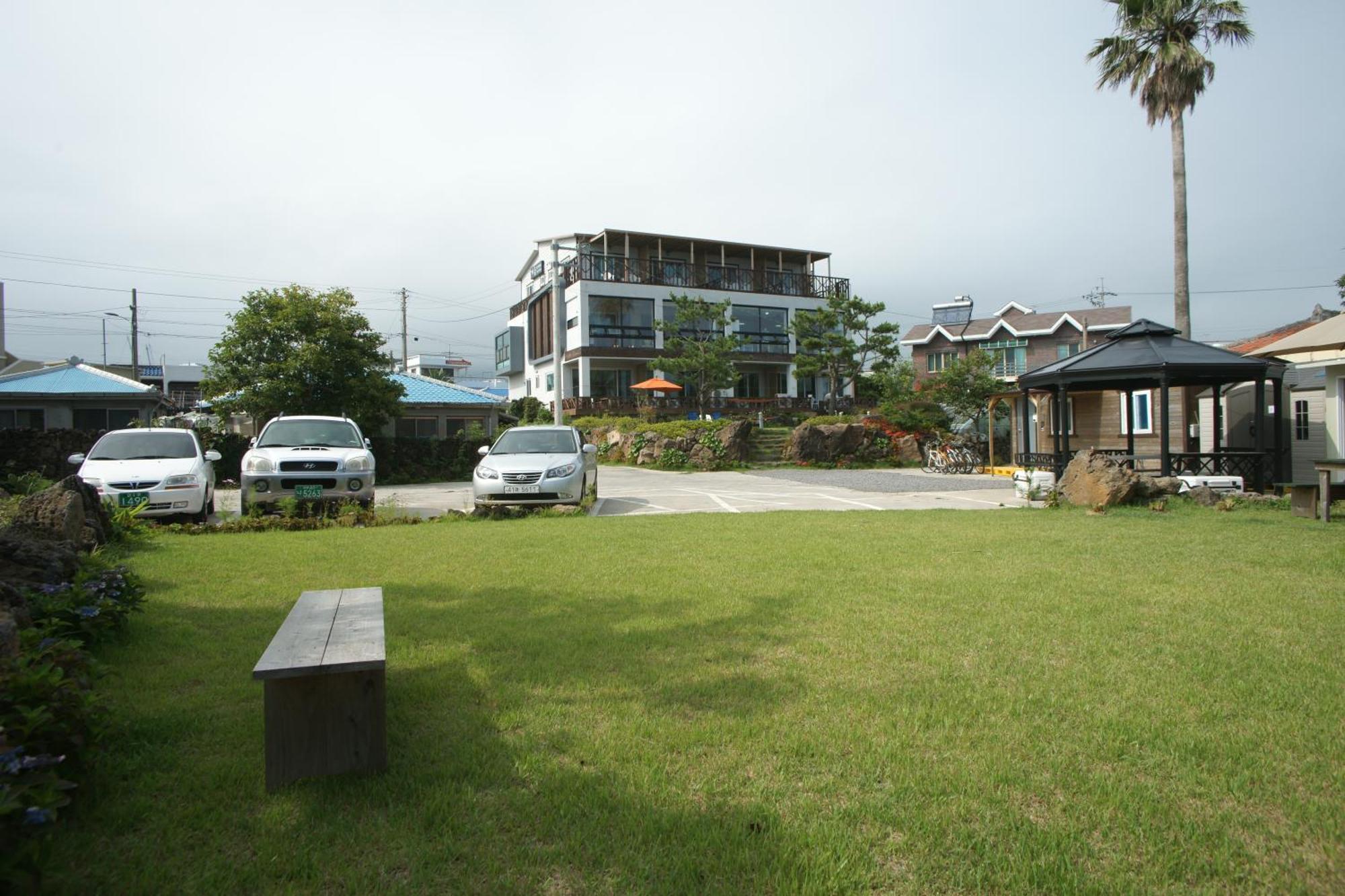 Galeum Guesthouse Seogwipo Eksteriør bilde